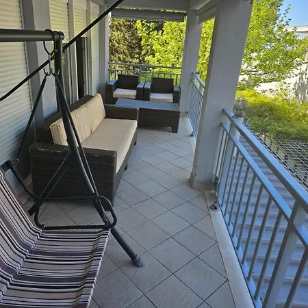New! Coplex In Near The Sea 3*