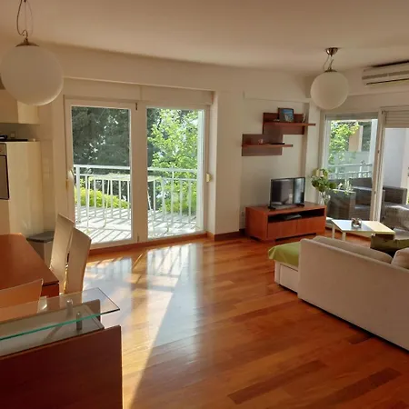 New! Coplex In Near The Sea