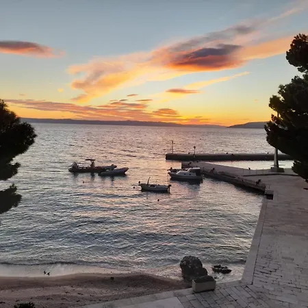 New! Coplex In Near The Sea 3* Makarska
